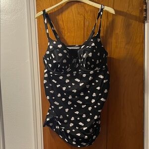 Black and White Polka Dot Tankini Top
